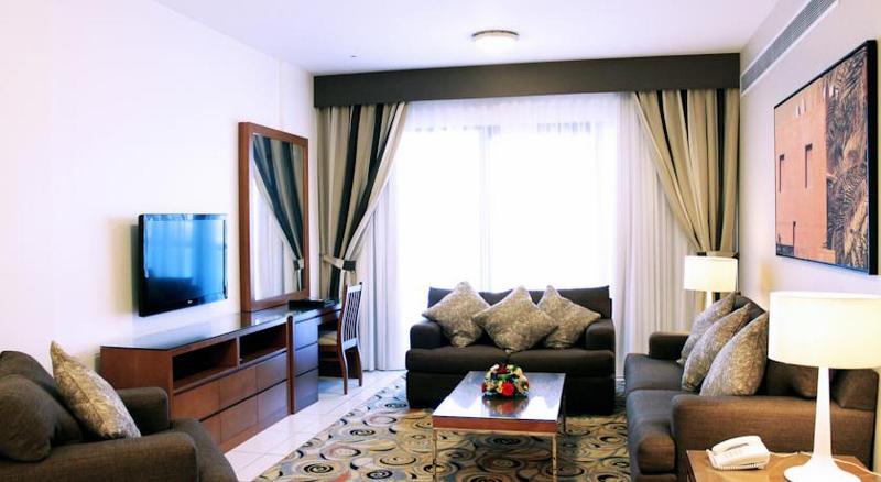 Golden Sands Hotel Apartments - Oda