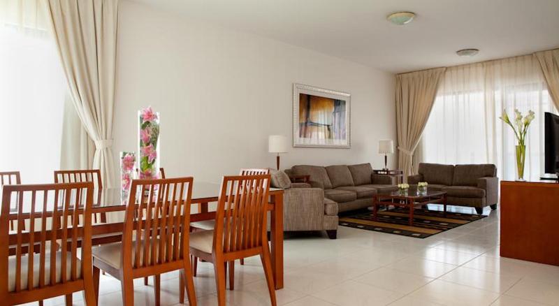 Golden Sands Hotel Apartments - Oda