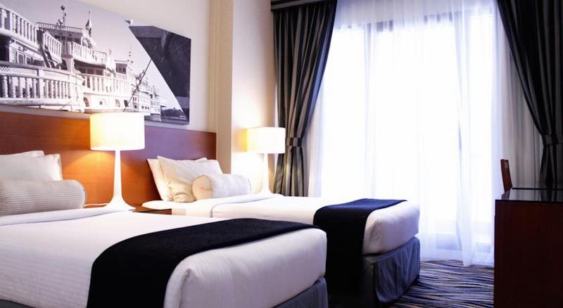 Golden Sands Hotel Apartments - Oda