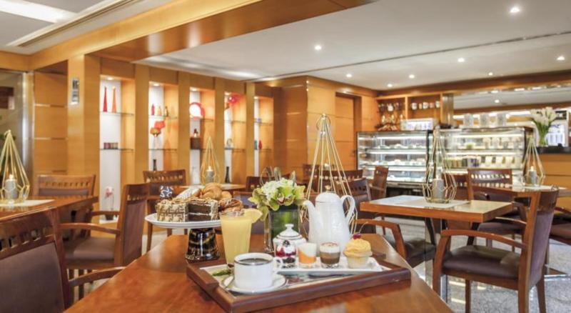 Golden Sands Hotel Apartments - Restoran