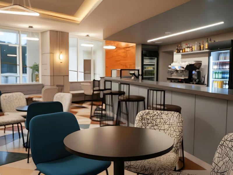 Mercure Ismailia Forsan Island Hotel - Bar