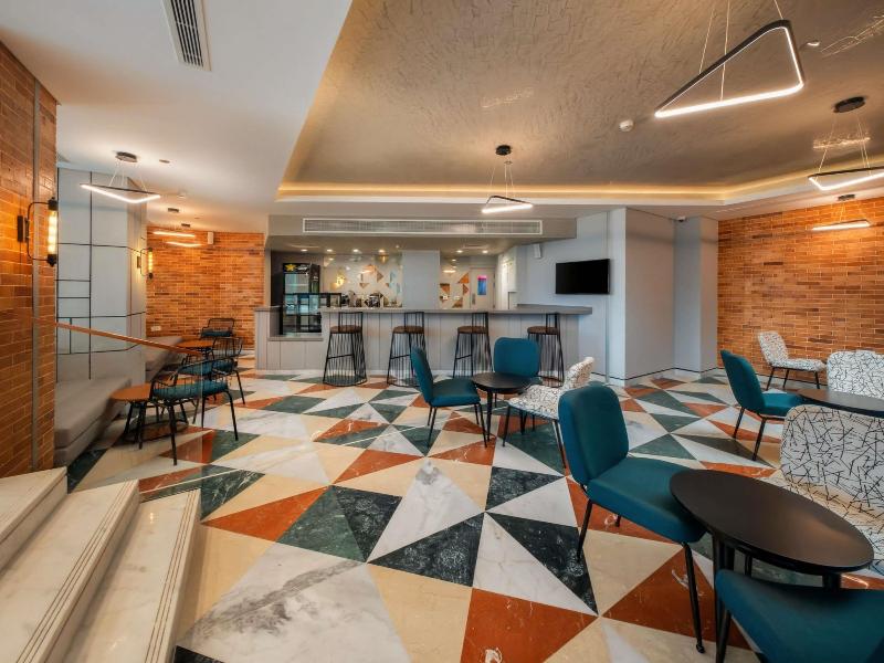 Mercure Ismailia Forsan Island Hotel - Bar