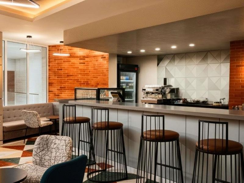 Mercure Ismailia Forsan Island Hotel - Bar
