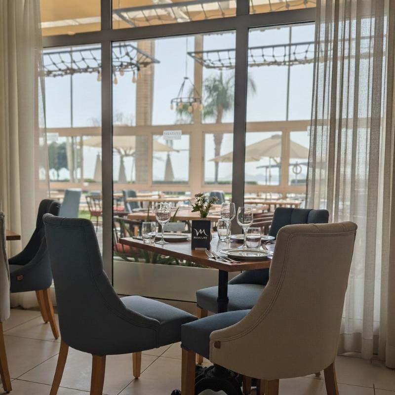 Mercure Ismailia Forsan Island Hotel - Restoran