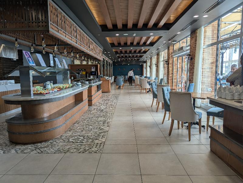 Mercure Ismailia Forsan Island Hotel - Restoran