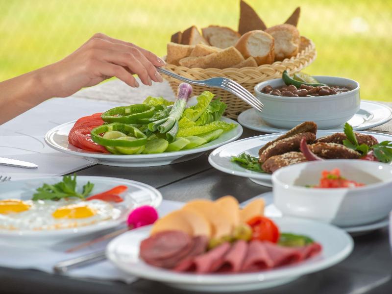 Mercure Ismailia Forsan Island Hotel - Restoran