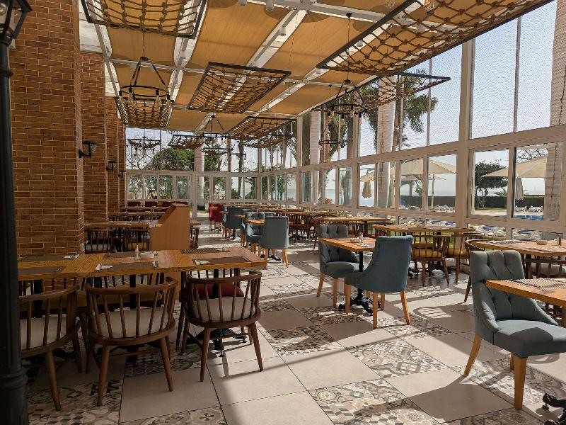 Mercure Ismailia Forsan Island Hotel - Restoran