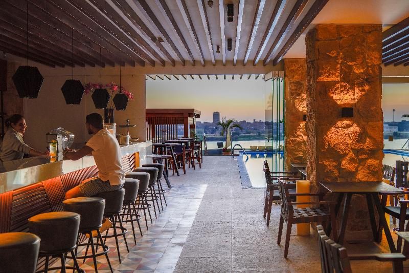 Holiday Inn Cairo Maadi - Bar