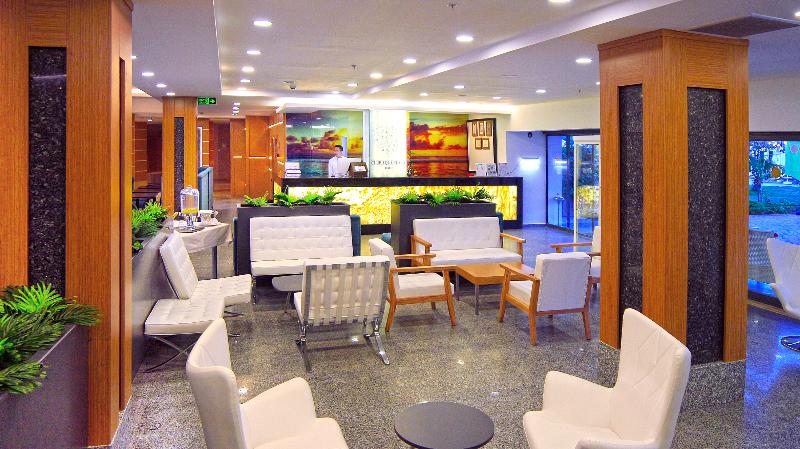 Club Aqua Plaza - Lobi