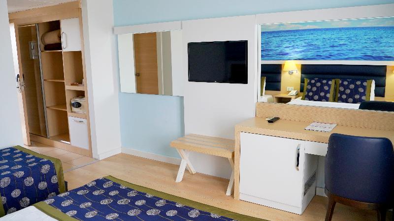 Club Aqua Plaza - Oda