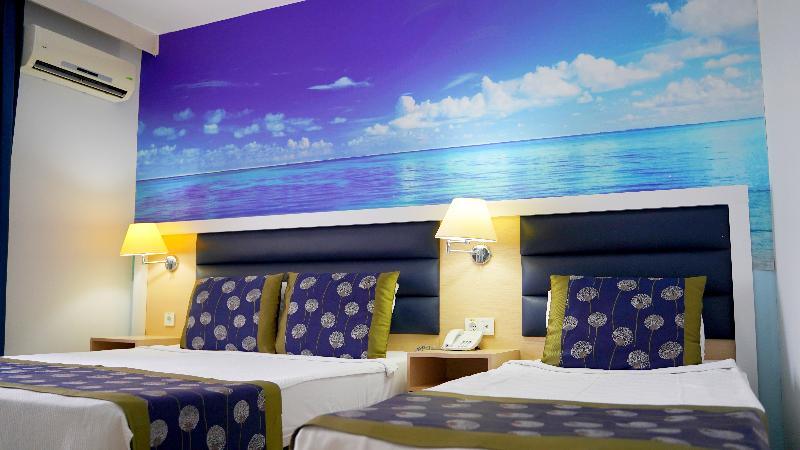 Club Aqua Plaza - Oda