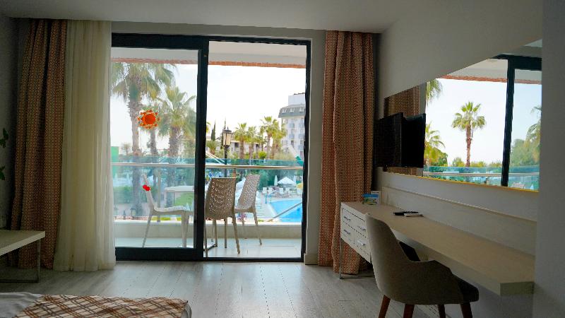 Club Aqua Plaza - Oda