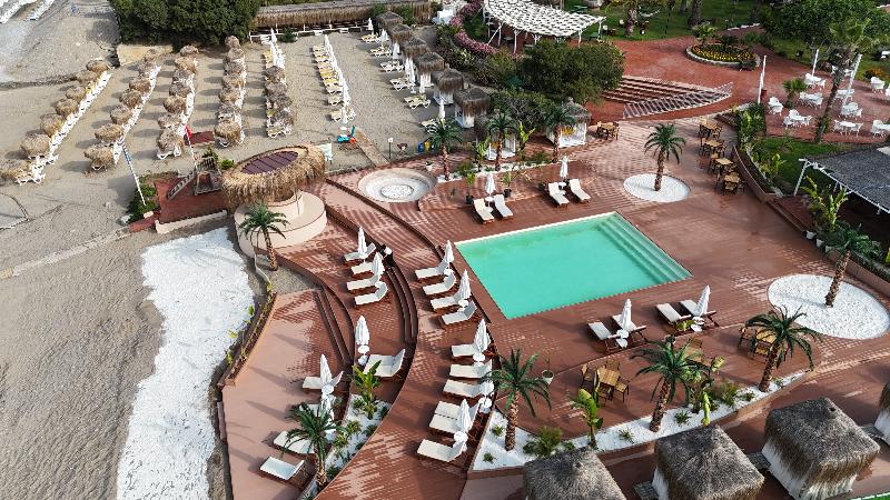 Club Aqua Plaza - Plaj