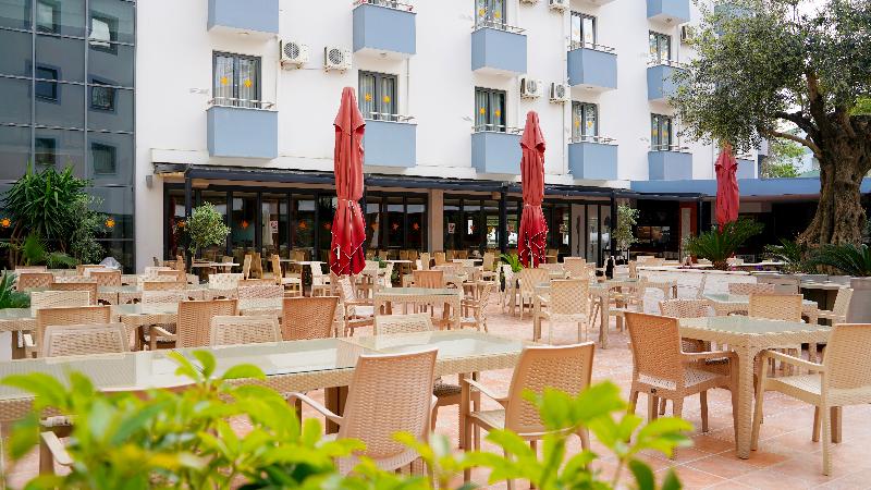 Club Aqua Plaza - Restoran