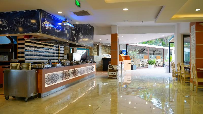 Club Aqua Plaza - Restoran