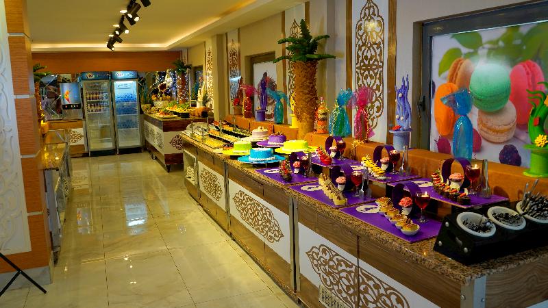Club Aqua Plaza - Restoran