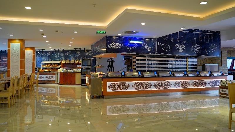 Club Aqua Plaza - Restoran