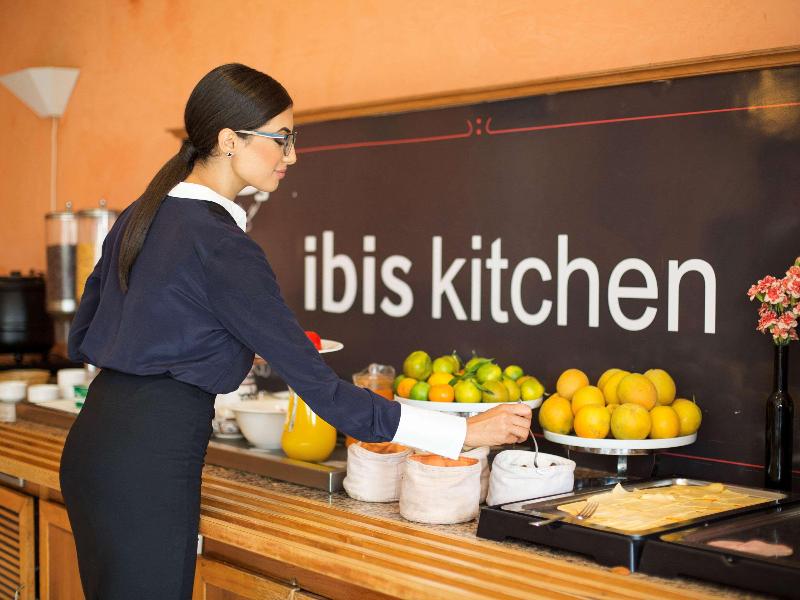 Ibis Oujda - Toplantı