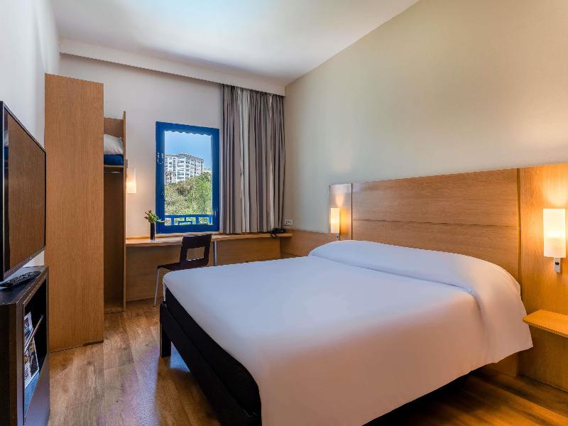 Ibis Meknes - Oda