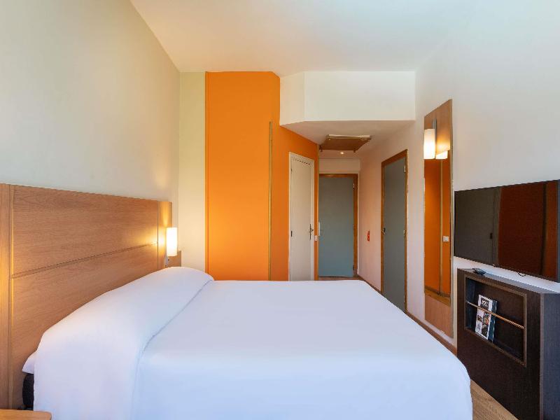Ibis Meknes - Oda