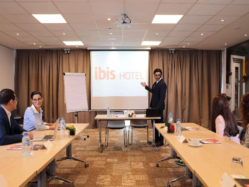 Ibis El Jadida - Toplantı
