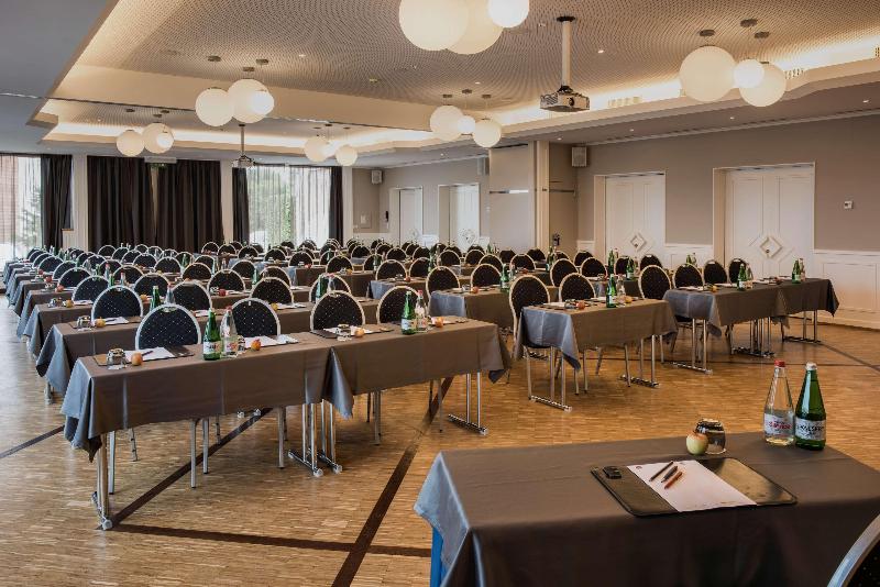 EVERNESS Hotel & Resort - Toplantı