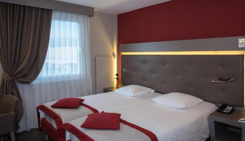 EVERNESS Hotel & Resort - Oda