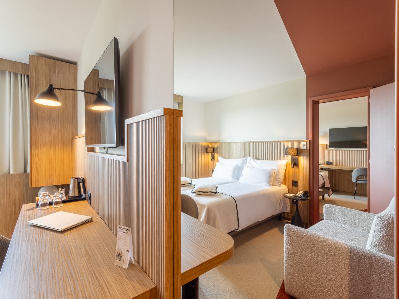 EVERNESS Hotel & Resort - Oda