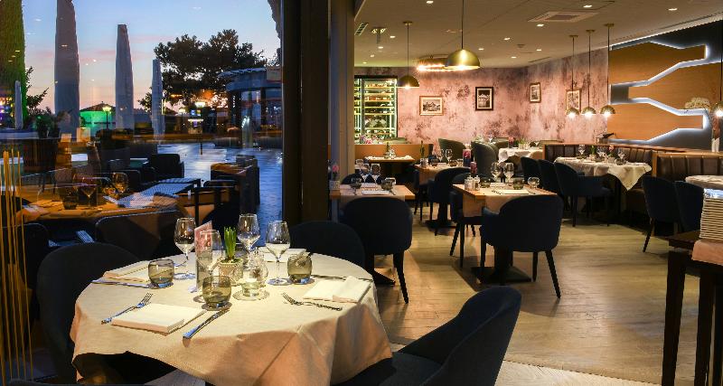 EVERNESS Hotel & Resort - Restoran