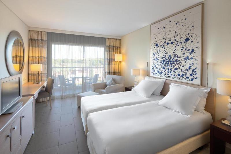 Hilton Vilamoura As Cascatas Golf Resort & Spa - Oda