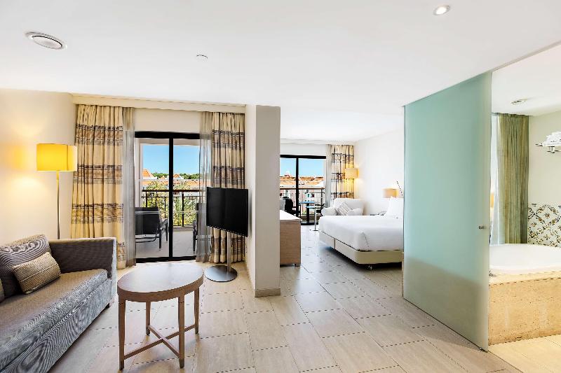 Hilton Vilamoura As Cascatas Golf Resort & Spa - Oda