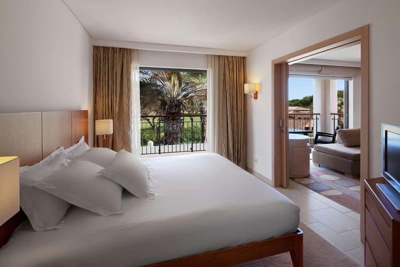 Hilton Vilamoura As Cascatas Golf Resort & Spa - Oda