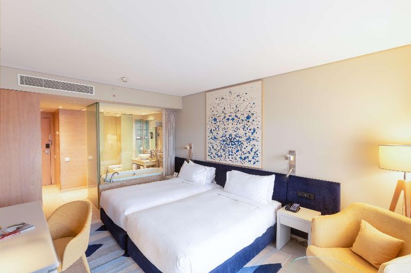 Hilton Vilamoura As Cascatas Golf Resort & Spa - Oda