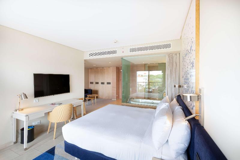 Hilton Vilamoura As Cascatas Golf Resort & Spa - Oda
