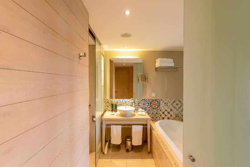 Hilton Vilamoura As Cascatas Golf Resort & Spa - Oda