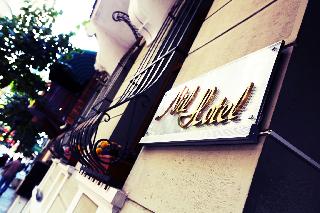 Nil Hotel
