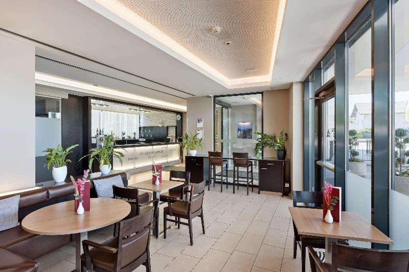 Four Points Flex by Sheraton Salzburg Messe - Bar