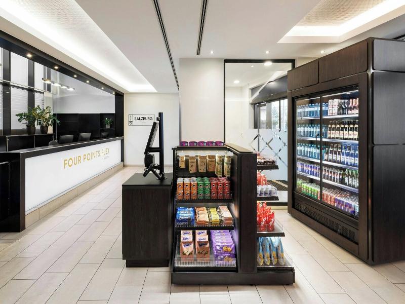 Four Points Flex by Sheraton Salzburg Messe - Lobi