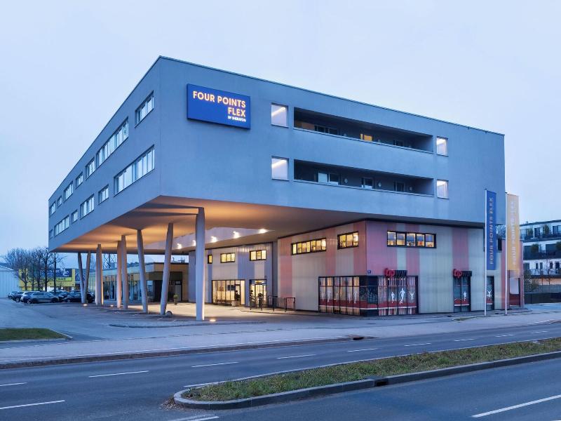 Four Points Flex by Sheraton Salzburg Messe - Genel