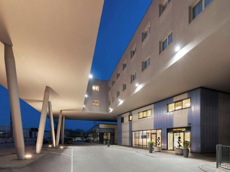 Four Points Flex by Sheraton Salzburg Messe - Genel