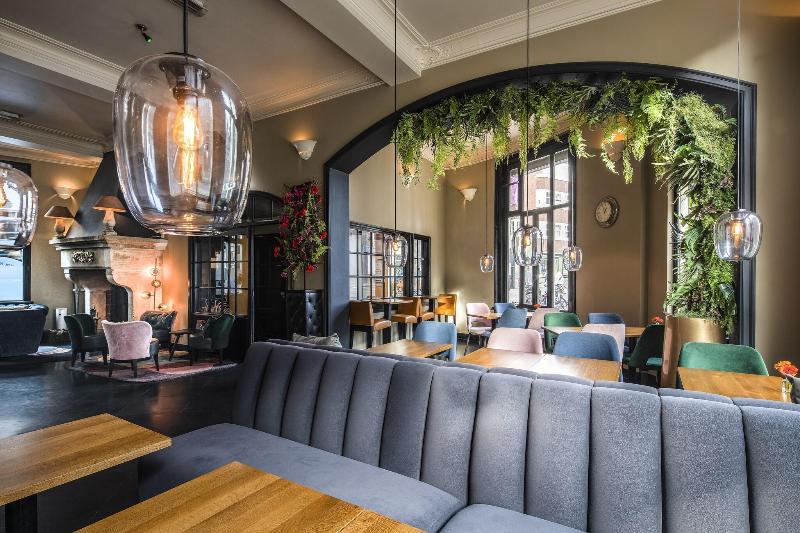 Hotel Sint Nicolaas - Lobi