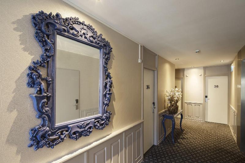 Hotel Sint Nicolaas - Lobi