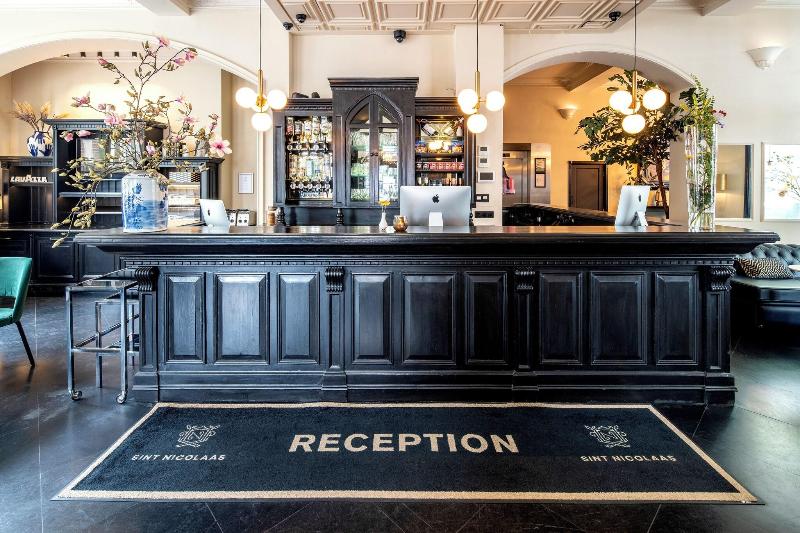 Hotel Sint Nicolaas - Lobi