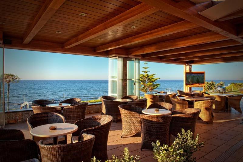 Ariadne Beach - Genel