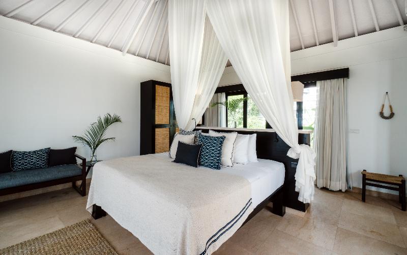 Batu Karang Lembongan Resort & Spa - Oda