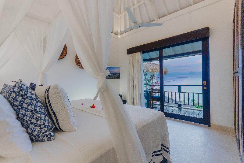 Batu Karang Lembongan Resort & Spa - Oda