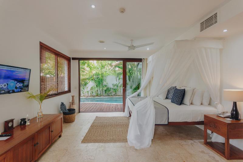 Batu Karang Lembongan Resort & Spa - Oda