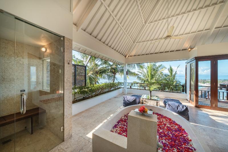 Batu Karang Lembongan Resort & Spa - Oda
