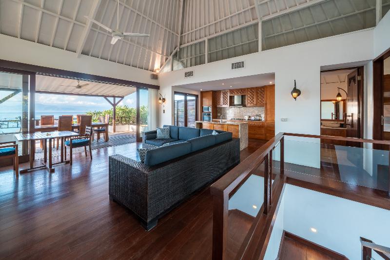 Batu Karang Lembongan Resort & Spa - Oda