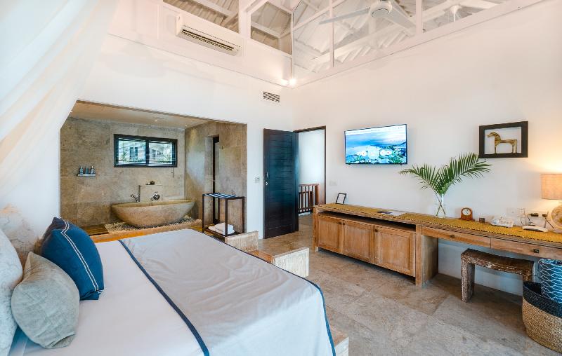Batu Karang Lembongan Resort & Spa - Oda